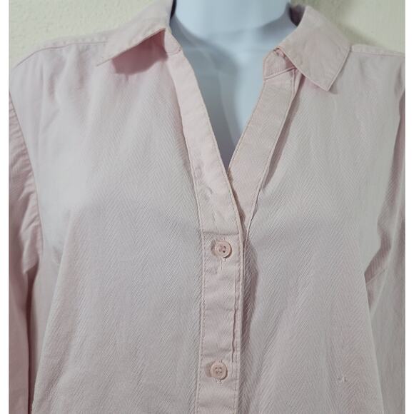 Lane Bryant Pink Button Up Collar Top 22 Lightweight Soft Stretchy Rounded Hem - Picture 5 of 5